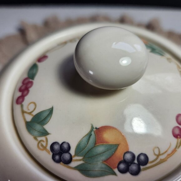 Corelle Abundance Teapot Fine Porcelain Made in Japan Robinson Design Group 1991 - Picture 10 of 17